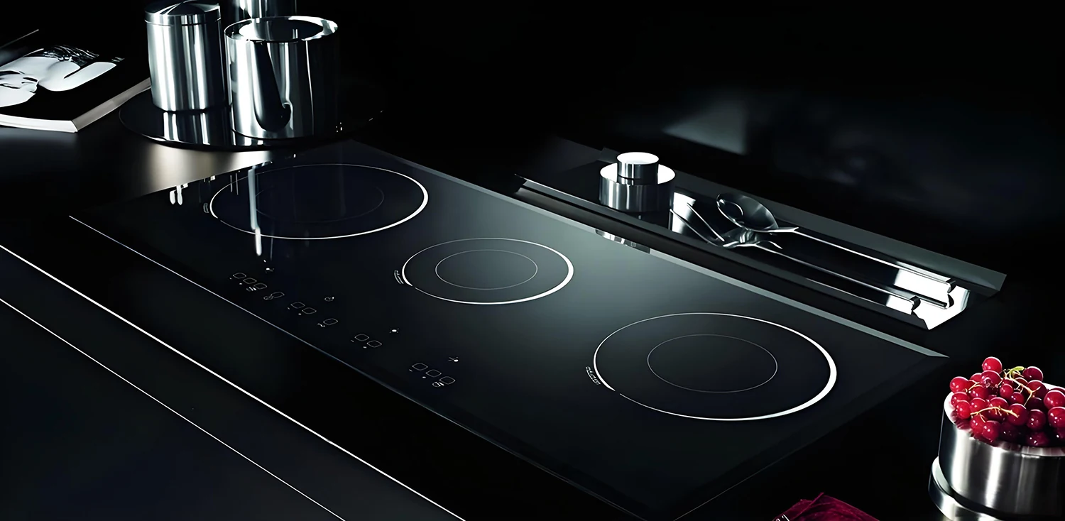 Black glass-ceramic product panel